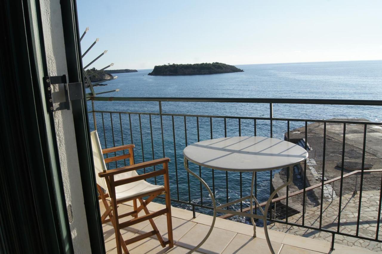 Gorgones, Sea-Front, Great View Aparthotel Kardamýli Eksteriør bilde